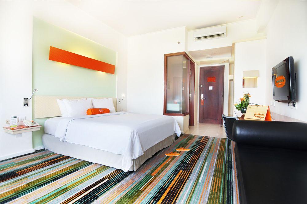 Harris Hotel Batam Center Exterior foto