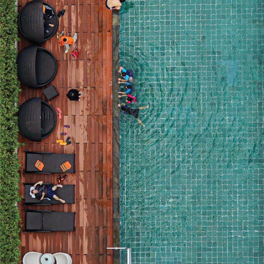 Harris Hotel Batam Center Exterior foto
