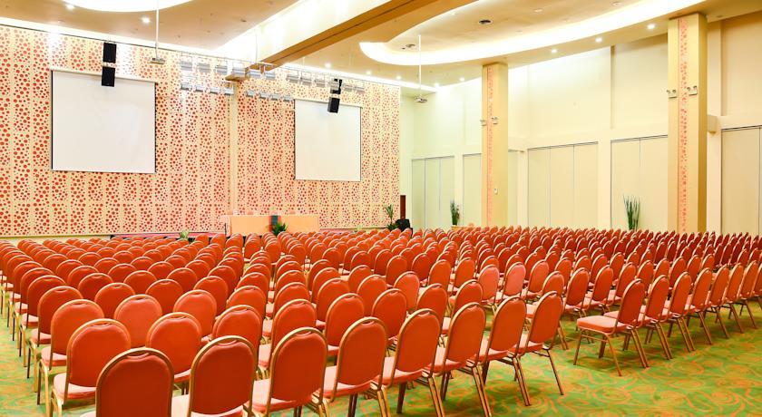 Harris Hotel Batam Center Exterior foto