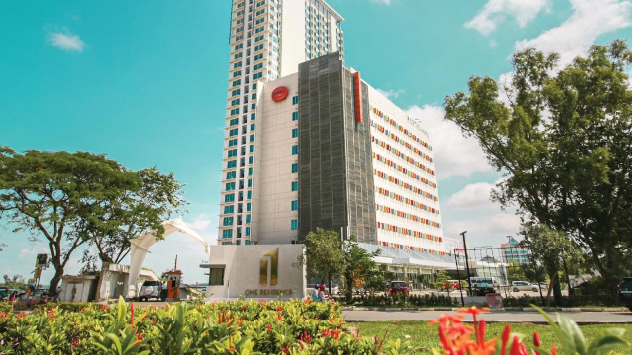 Harris Hotel Batam Center Exterior foto