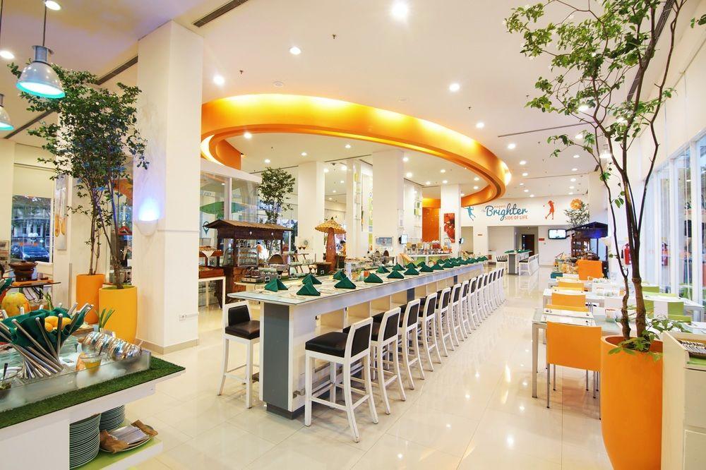Harris Hotel Batam Center Exterior foto