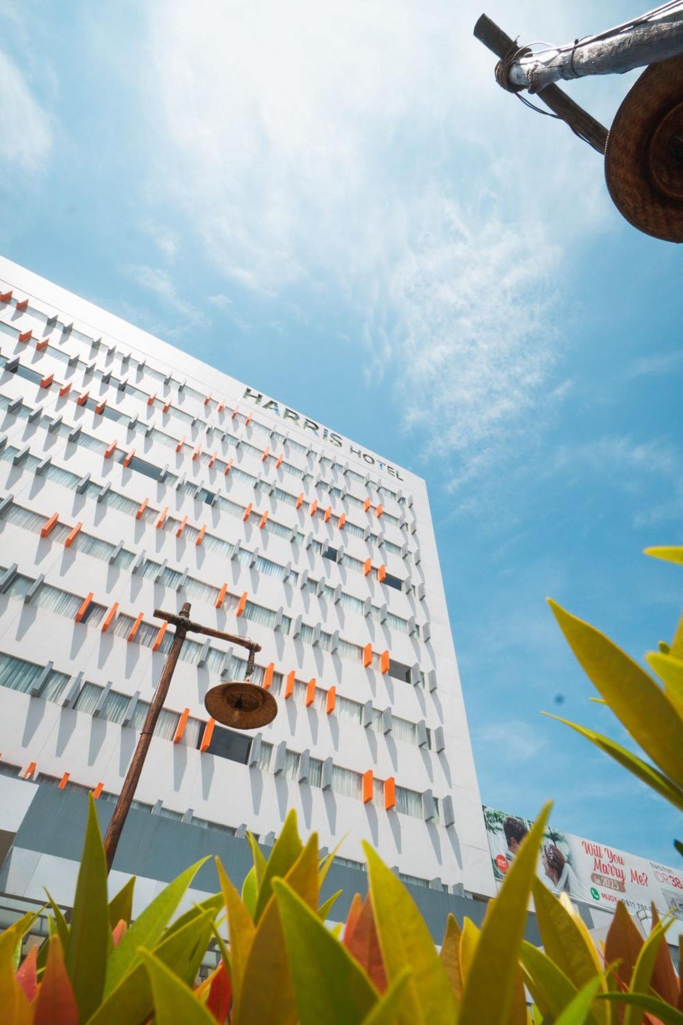 Harris Hotel Batam Center Exterior foto