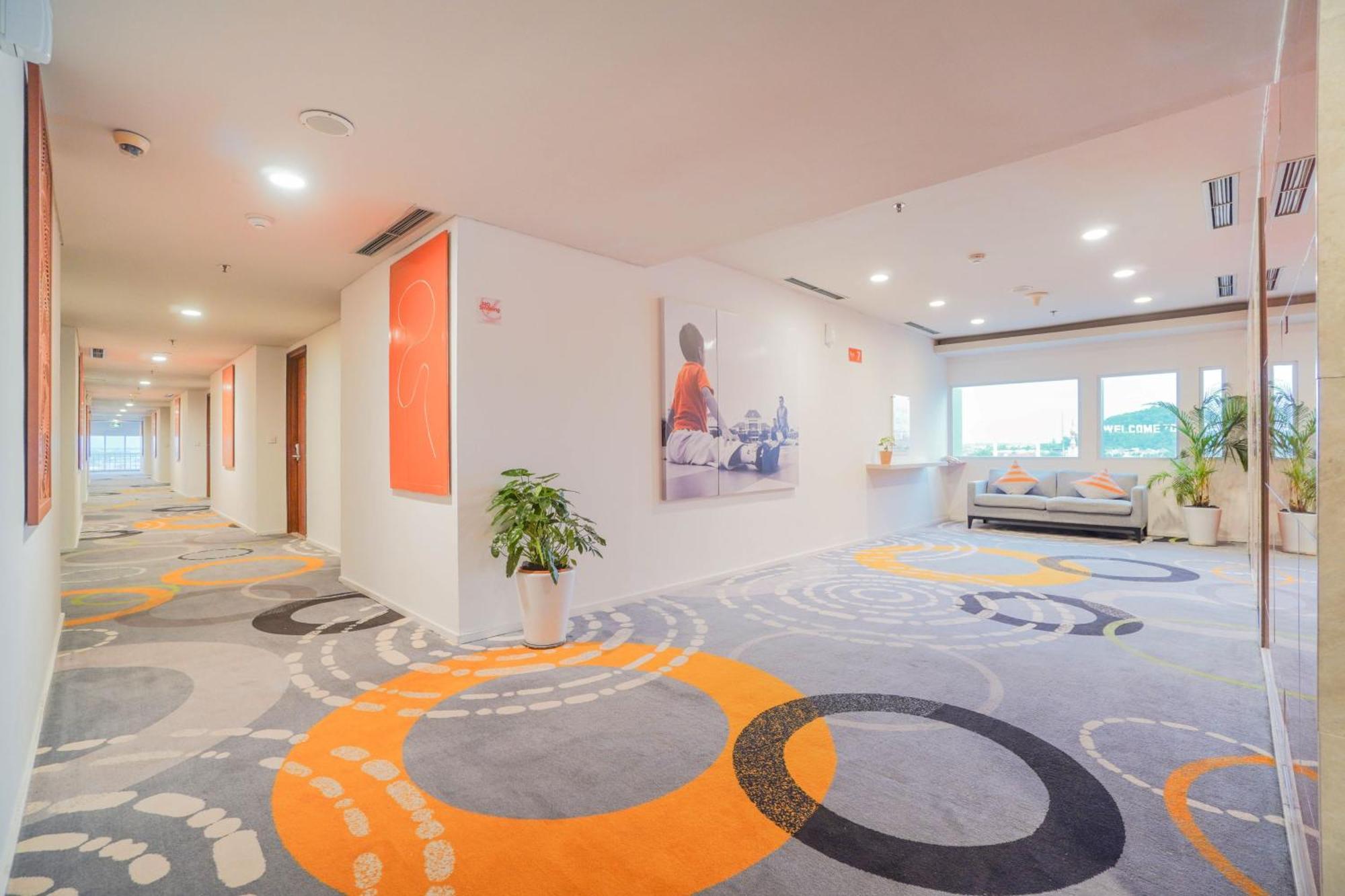 Harris Hotel Batam Center Exterior foto