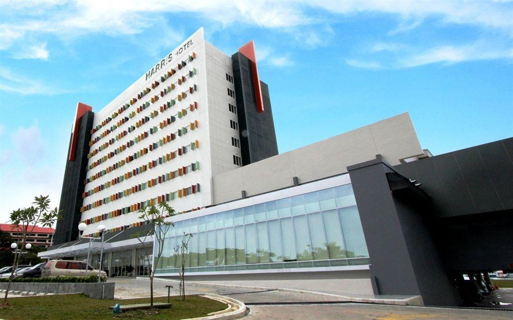 Harris Hotel Batam Center Exterior foto