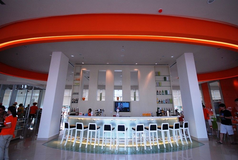 Harris Hotel Batam Center Exterior foto