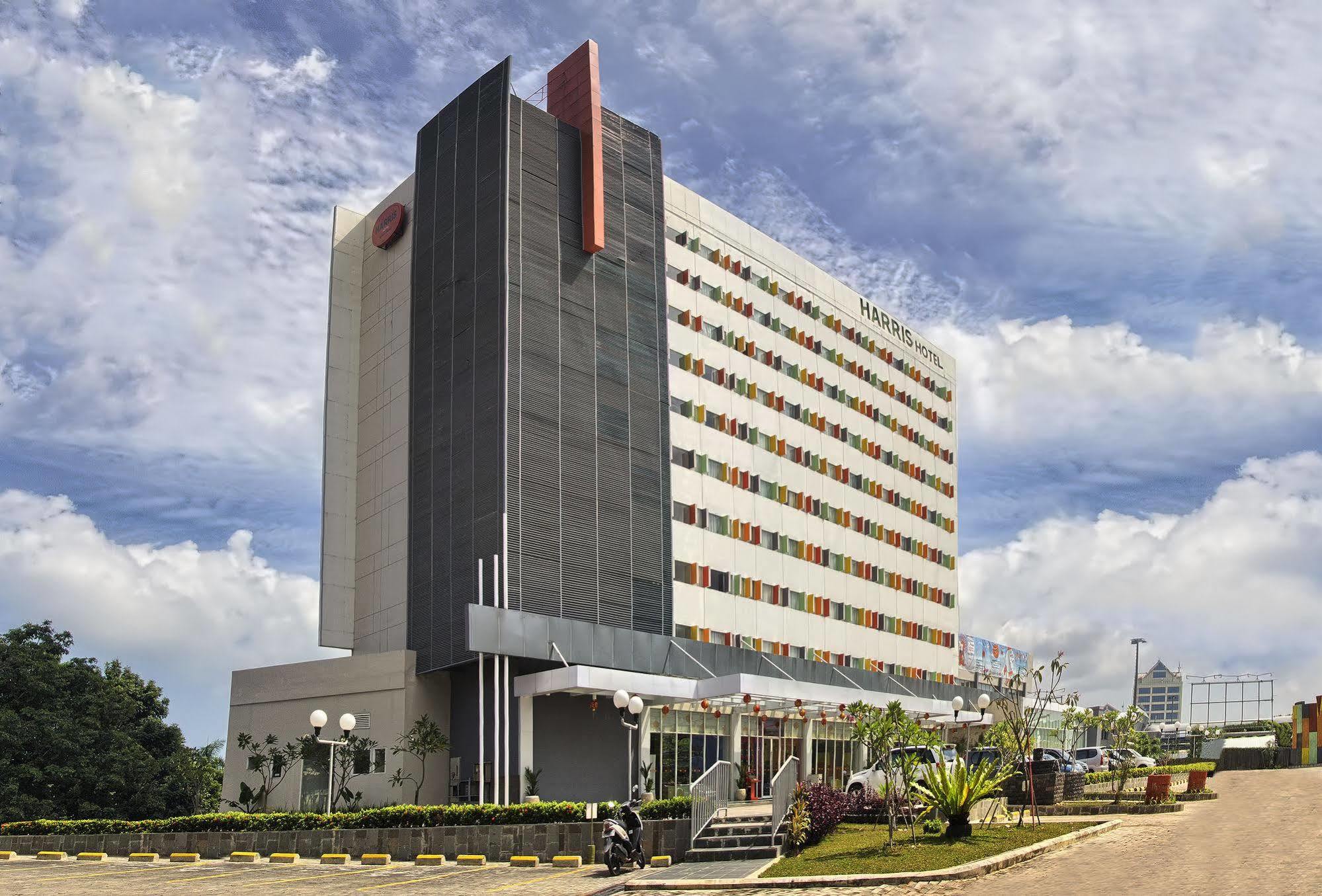 Harris Hotel Batam Center Exterior foto